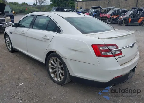 2016 Ford Taurus Limited z USA, uszkodzony, nr VIN 1FAHP2J87GG130136